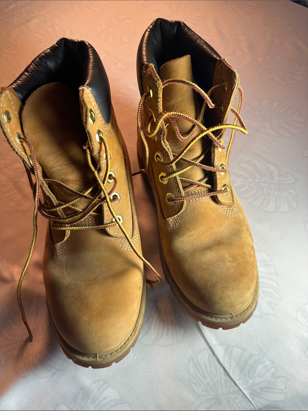 Women's Lace-Up Work Boots in Wheat Brown